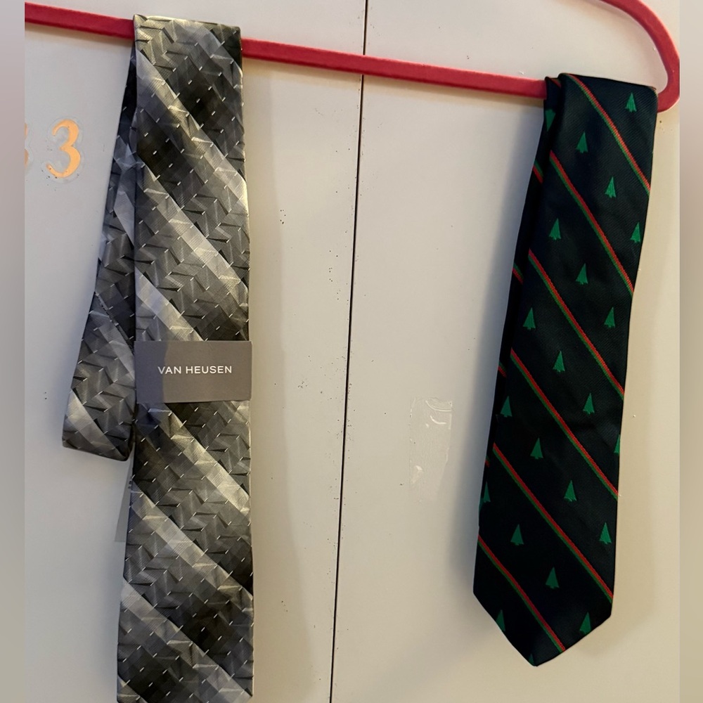 Expressions Classic Navy Tie with Green and Red Stripes